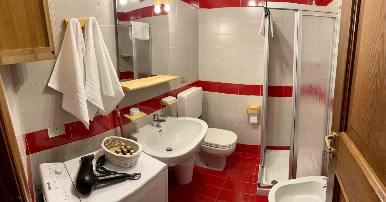 Casa Ornella Apartment Courmayeur Bagian luar foto