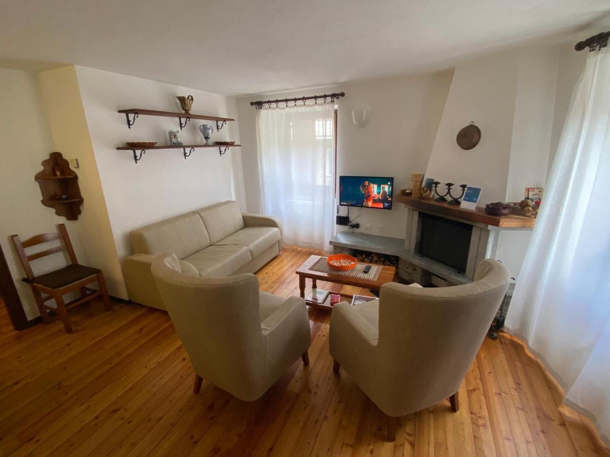 Casa Ornella Apartment Courmayeur Bagian luar foto